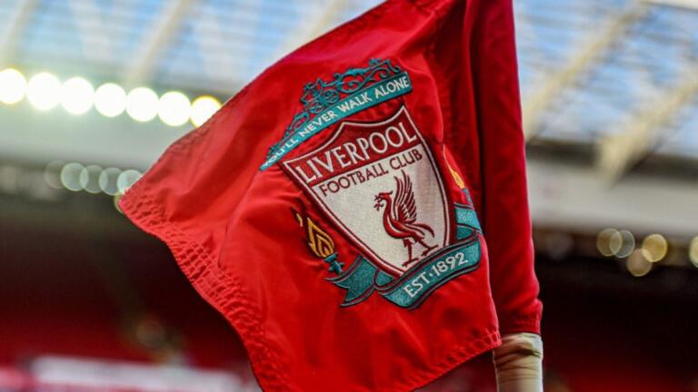 Liverpool podría convertirse en el primer club de la Premier League con una empresa de criptomonedas como patrocinador principal de la camiseta