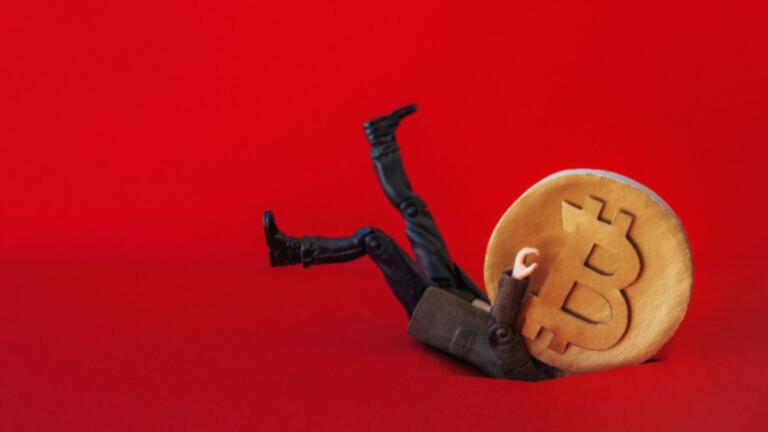 “No me sorprendería si el precio de Bitcoin toca fondo en $10k”, afirma un renombrado inversor estadounidense