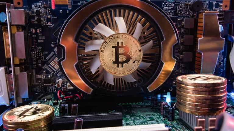 Los ingresos de los mineros de Bitcoin cayeron un 26%, el nivel más bajo en 2 años