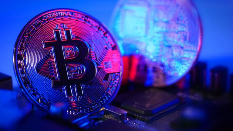 Minería en la nube con Libertex ¡Gana porciones de Bitcoin gratis!
