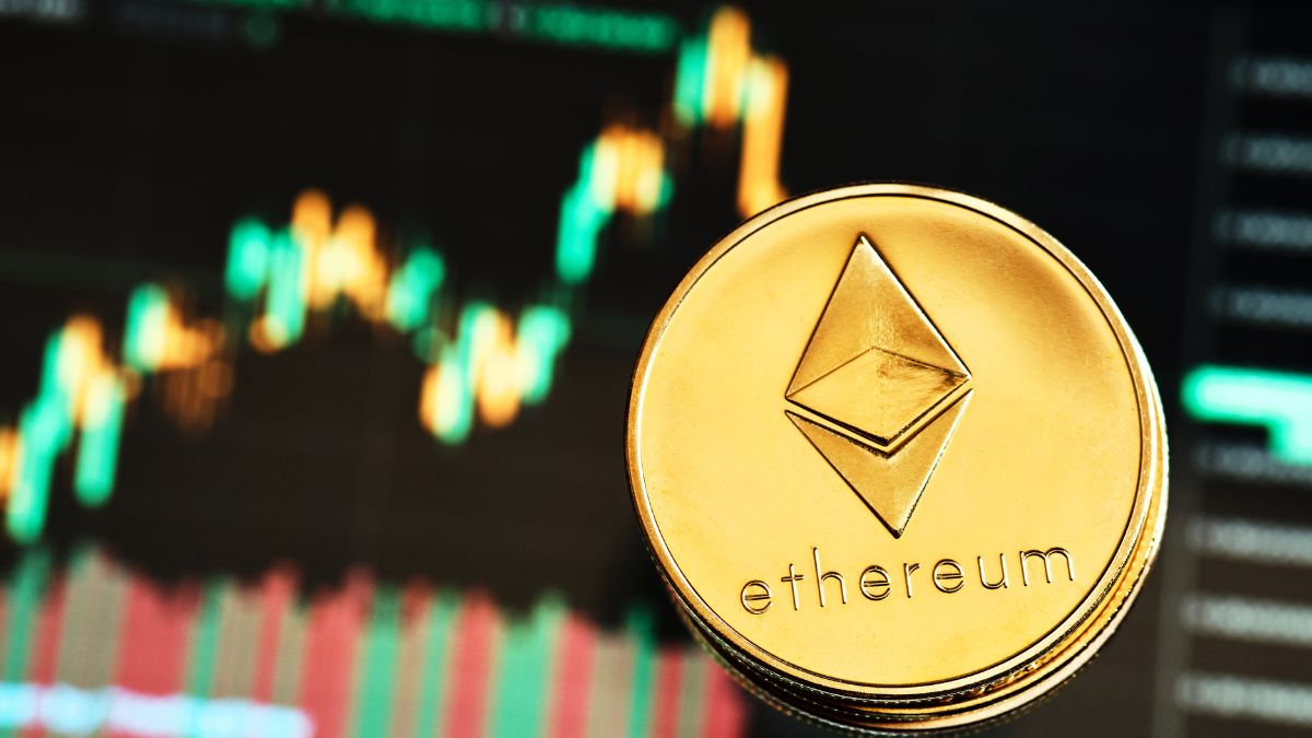 Ethereum (ETH) podría caer hasta los $2.000 según este análisis