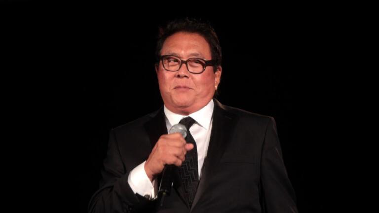 Cuál es la mejor inversión en octubre, según Robert Kiyosaki