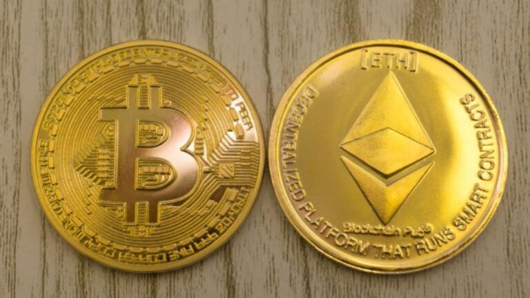 ÚLTIMA HORA: Un gigante de Nasdaq ofrecerá Bitcoin y Ethereum a sus clientes