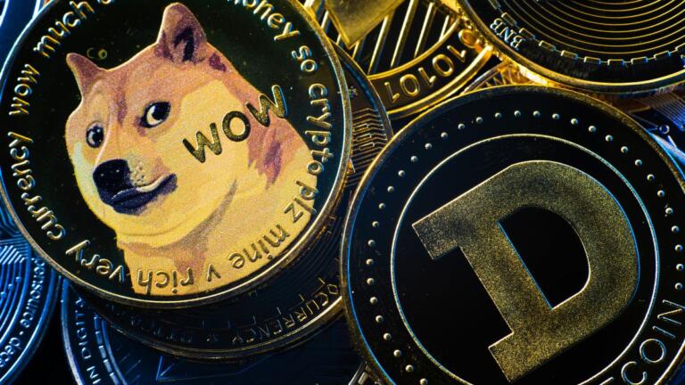 Dogecoin se disparó un 131% luego de que Elon Musk confirmará que la integración de DOGE en Twitter está cerca