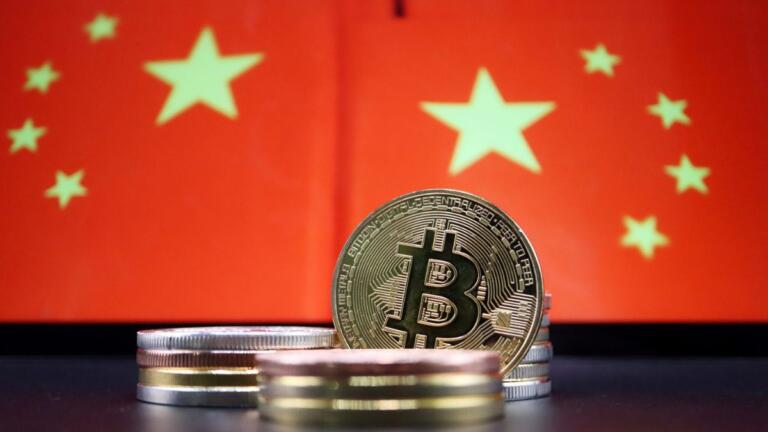 El gobierno chino podría arrojar 194.000 bitcoins en cualquier momento al mercado, muestra un analista