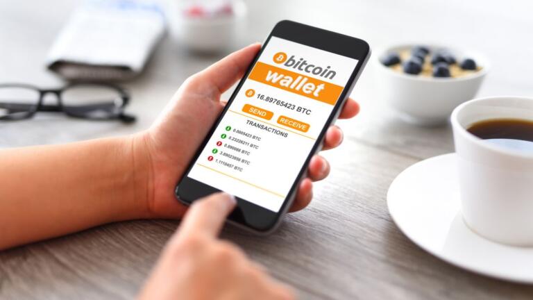 Este nuevo servicio para telefonos inteligentes permite enviar y recibir BTC sin conexión a Internet
