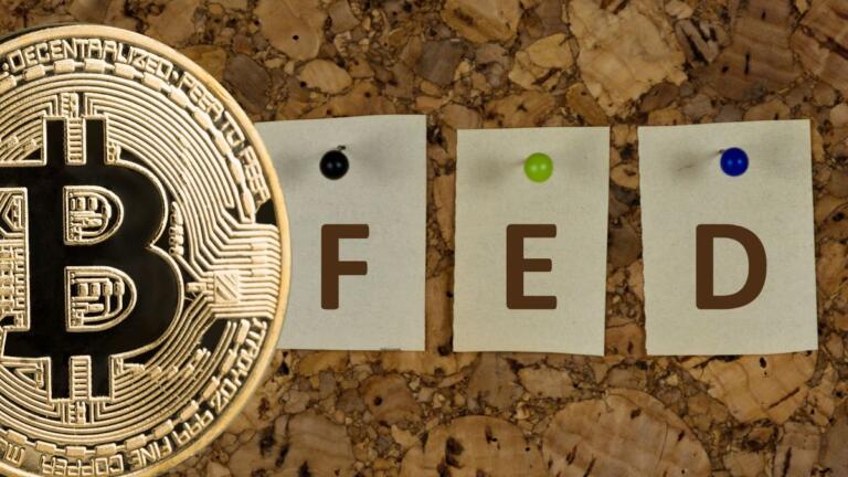 La Fed aumenta las tasas de interés en medio de la preocupación por la inflación; Bitcoin se mantiene estático en los US$ 23.000