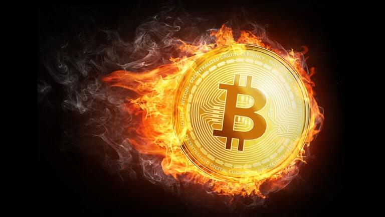 Bitcoin supera los 25.000 dólares ¿Es el momento de comprar o esperar la bajada?