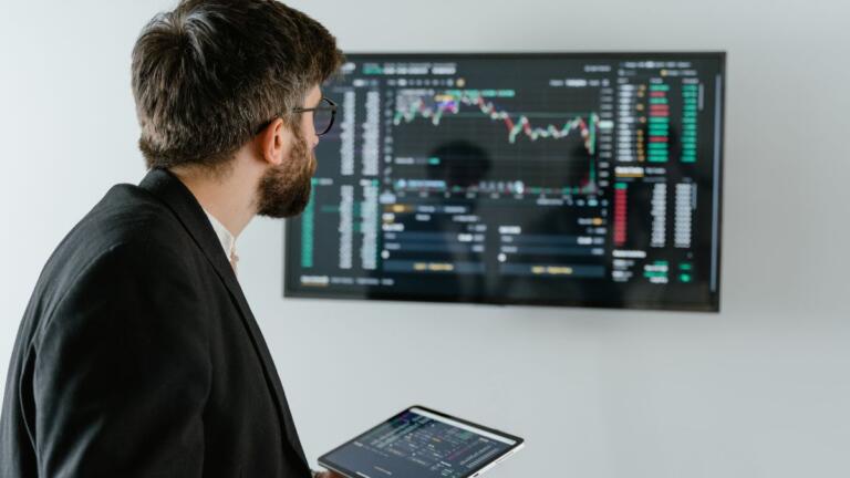 Opera con 70trades Bróker