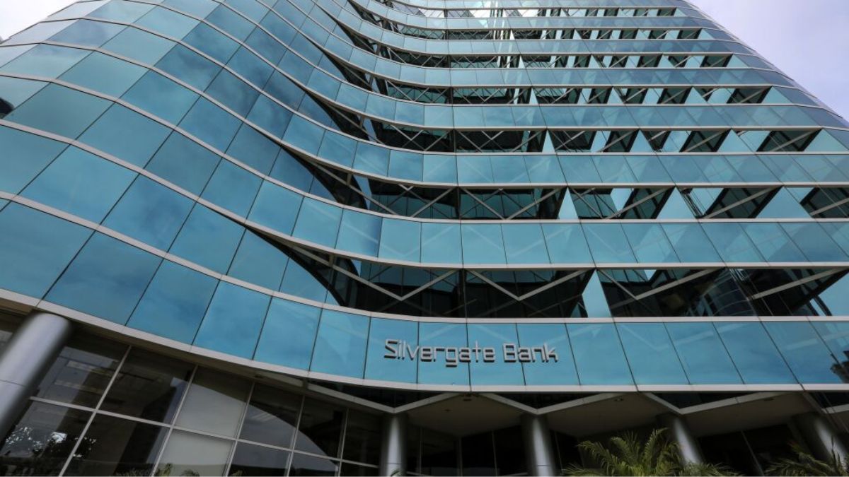 Se ha difundido la noticia de que Silvergate Bank, el principal actor bancario en el sector de las criptomonedas, se ha declarado en quiebra.