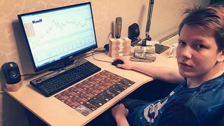 Bloguero ruso pierde $284,000 en robo de Bitcoin en Bali