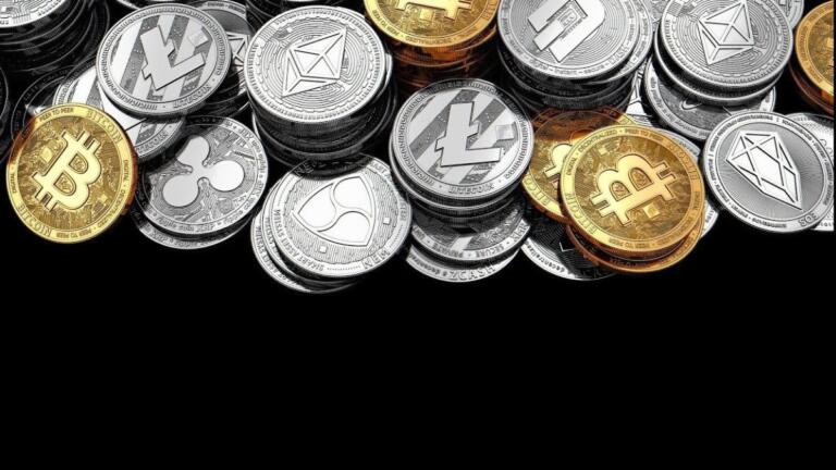 Acumule altcoins un año antes del halving de Bitcoin, dice analista destacado