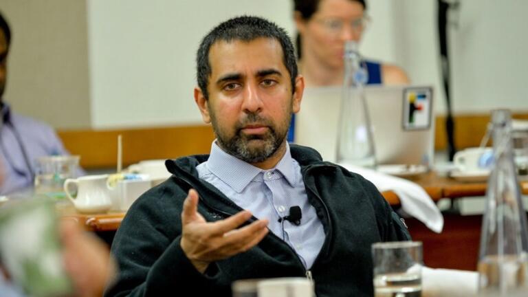 El ex CTO de Coinbase quema 1 millón de dólares en Bitcoin para saldar una apuesta