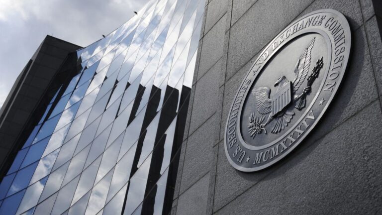 La SEC ha clasificado 55 criptomonedas y token como “valores”: impacto en el mercado cripto