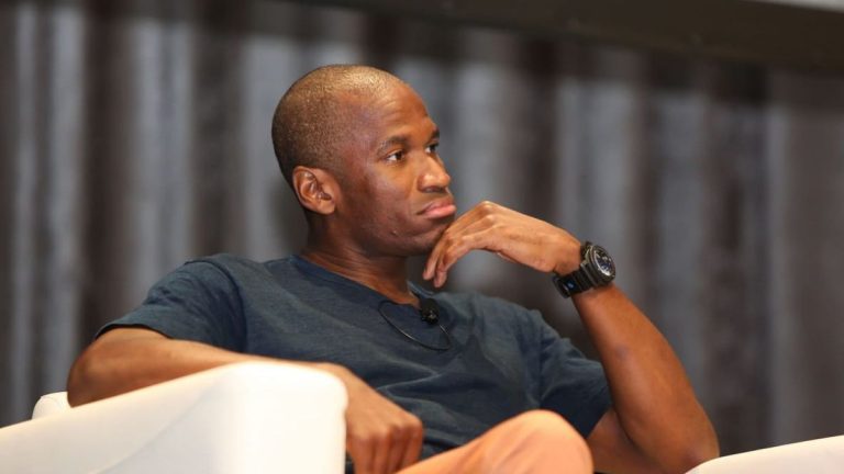 El potencial de la IA para impulsar el precio de Bitcoin a nuevas alturas según Arthur Hayes