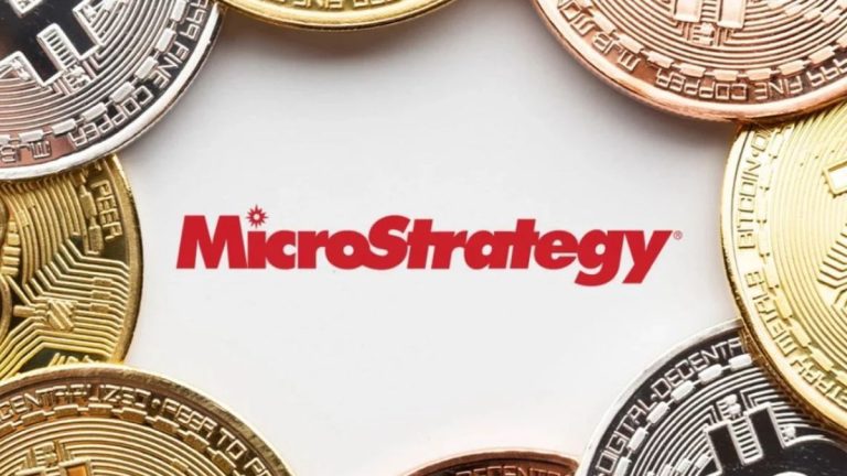 MicroStrategy posee la impresionante suma de $8 mil millones en bitcoin según su último informe
