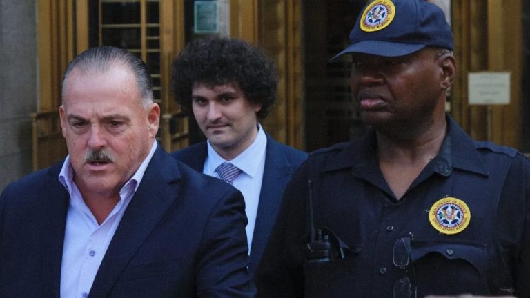 FTX demanda a los padres de Sam Bankman-Fried en un esfuerzo por recuperar fondos