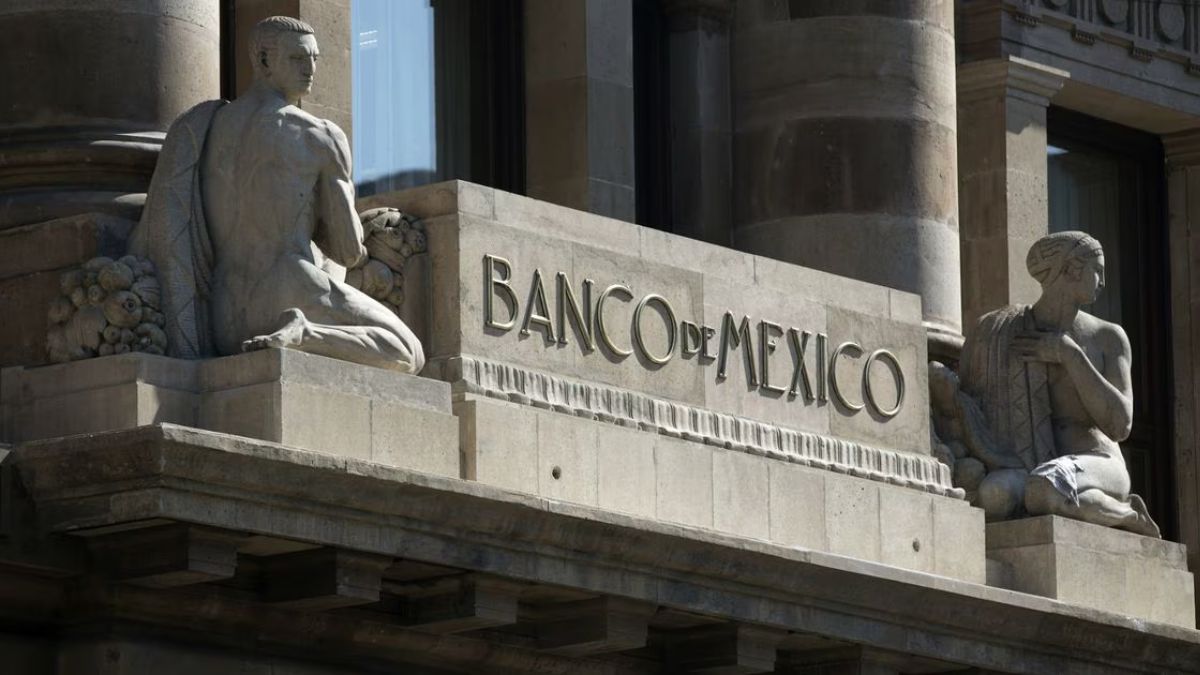 Bitcoiners proyectaron imagen de Bitcoin en el Banco de México