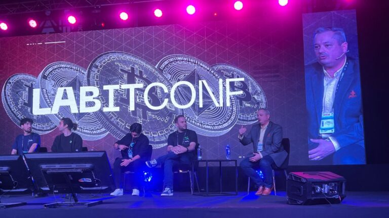 Éxito total en asistencia: Así culminó el último día de LABITCONF con destacadas charlas y talleres