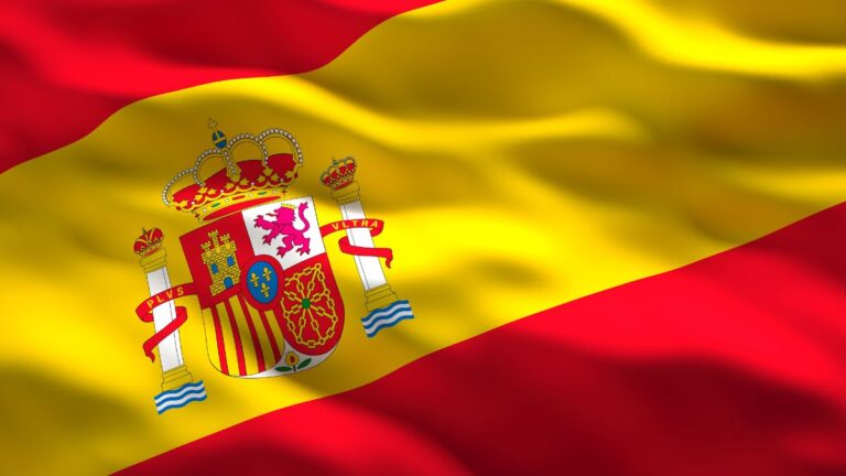 Encuesta: 3 de cada 10 jóvenes españoles ya invierte en acciones o ETF