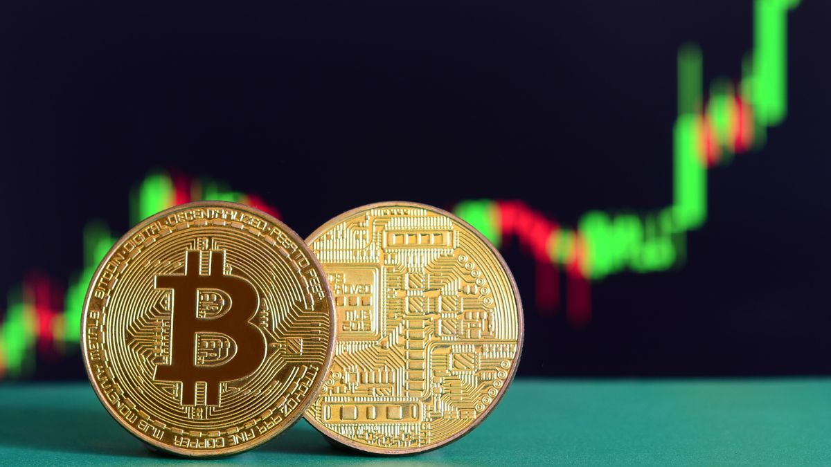 Bitcoin revive y alcanza los $72.000 antes del halving: ¿Qué implica esto para el mercado?