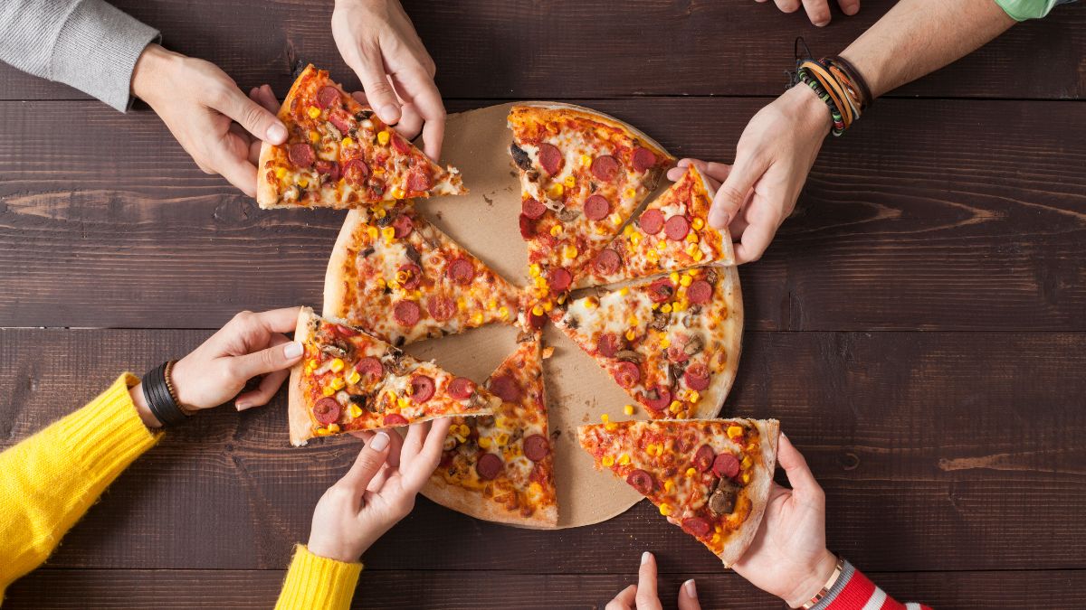 Mayo es un mes de celebración para los seguidores de las criptomonedas por el “Bitcoin Pizza Day”, que conmemora el día en que se realizó una transacción en bitcoin por dos pizzas, por las cuales se pagaron 10.000 BTC. 