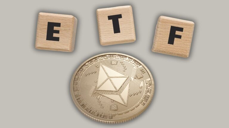 Un ETF de Ethereum, específicamente, permite a los inversores ganar exposición a Ethereum sin tener que comprar y gestionar directamente la criptomoneda.