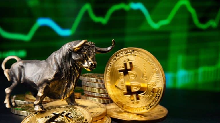 Interés abierto en los futuros de bitcoin superó los $60 mil millones tras victoria de Trump